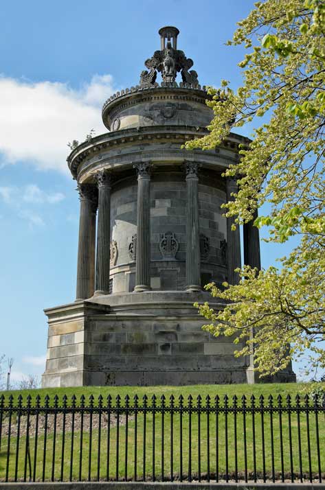 Burns Monument Edinburgh